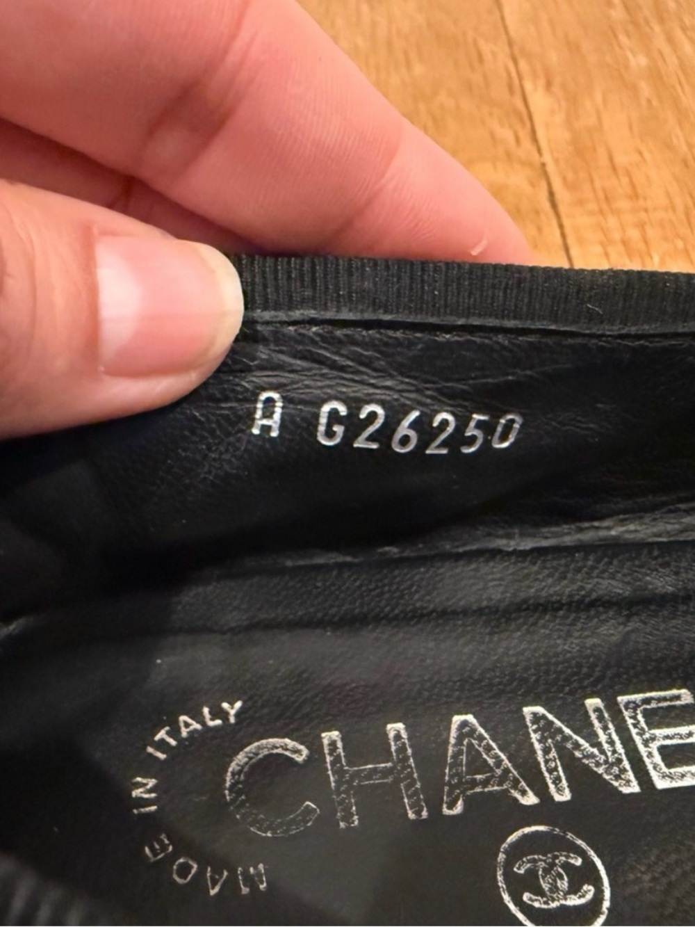 CHANEL Black Quilted Calfskin Bow Ballet Flats (European size 38) - Picture 10 of 10